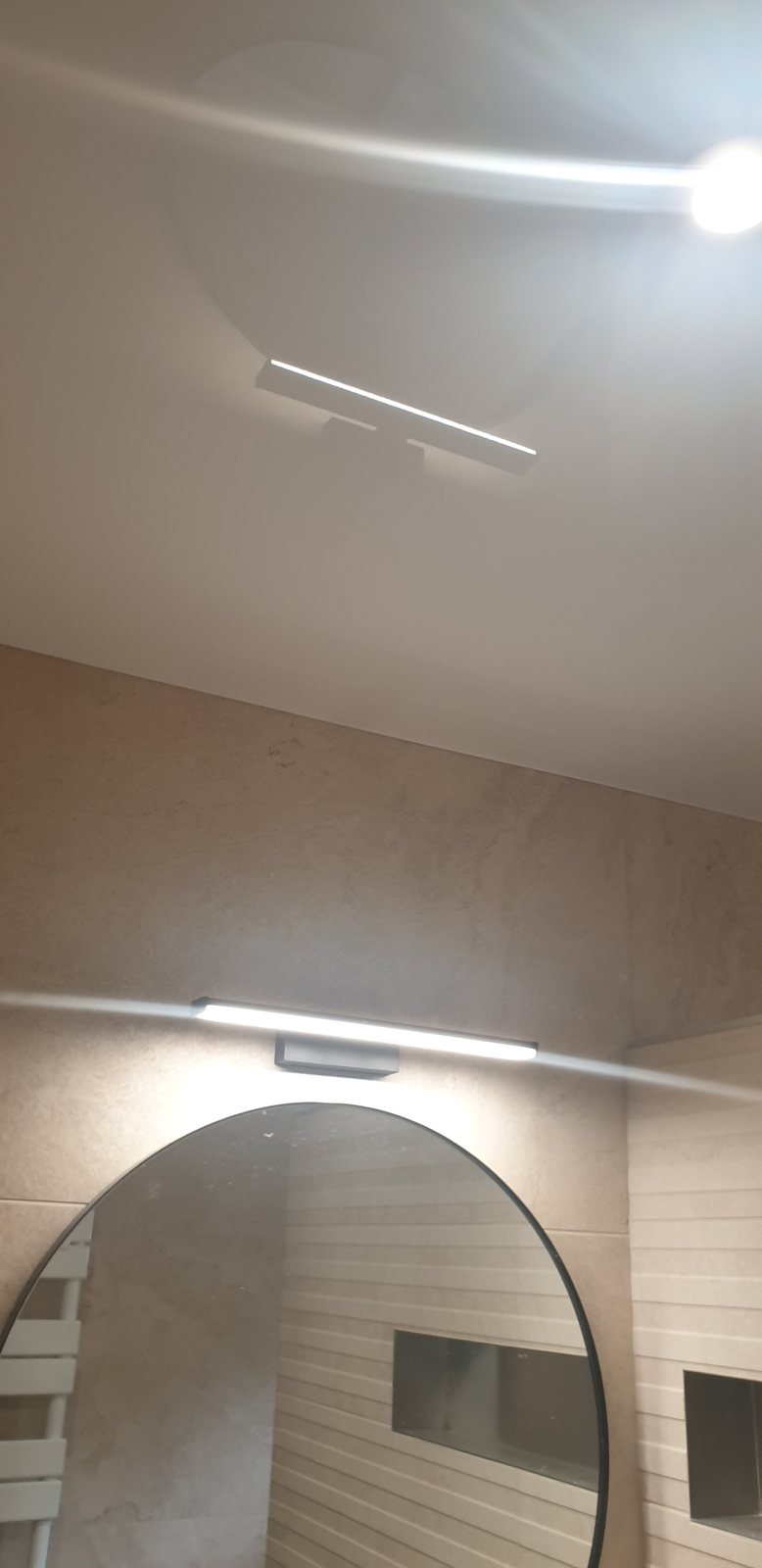 Salle de bain — éclairage LED
